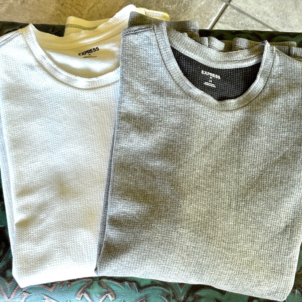2 Men’s Express Long Sleeve Pullover Thermal Shirts Size Large 1 White & 1 Gray